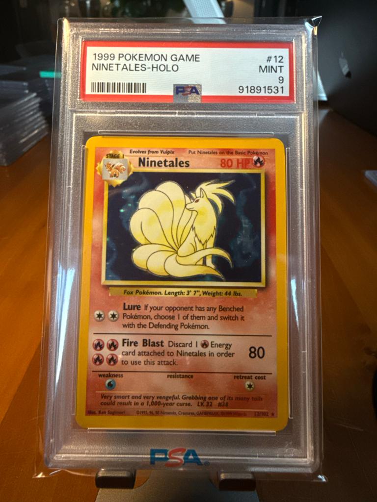 Ninetales #12 - Base Set (1999) - PSA 9, Ophalen of Verzenden, Zo goed als nieuw, Losse kaart