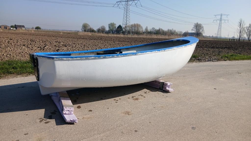 Opknap boot onderkant is gedaan., Watersport en Boten, Minder dan 3 meter, Gebruikt, Minder dan 15 m², Overige typen