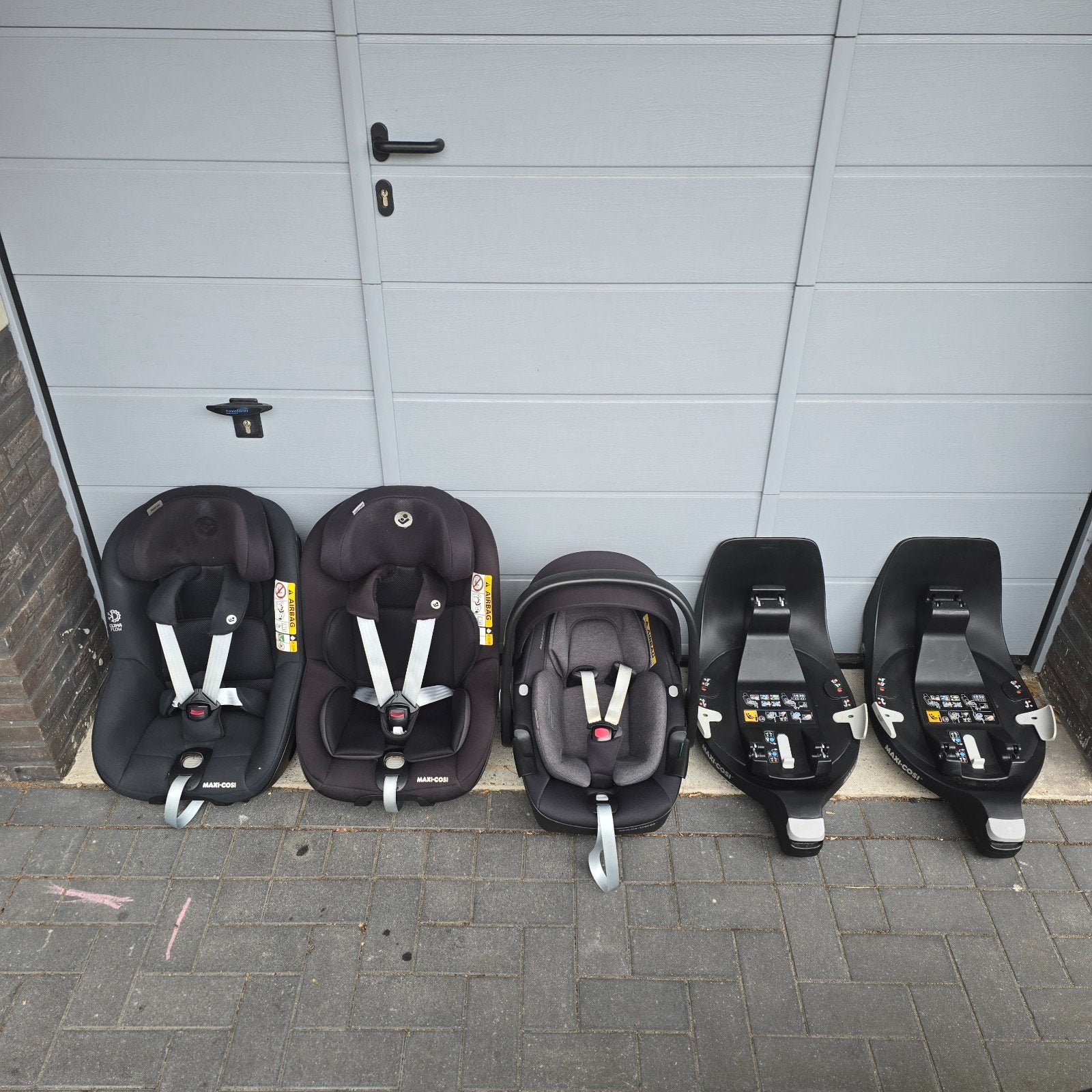 Maxi-Cosi 360 set twv €1525 – 1x Pebble + 2x Pearl + 2x base