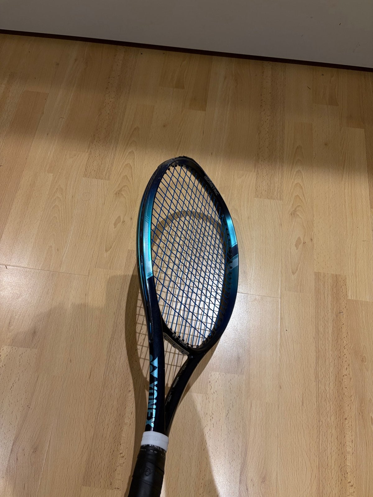 Yonex Ezone 2022 300g L3 Tennisracket - Goede Staat, Sport en Fitness, Ophalen of Verzenden, Gebruikt, Racket, L3