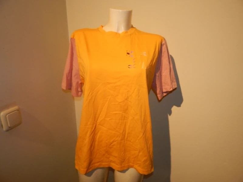 Stine Goya kleurrijk fris shirt vintage look merk druk M, Maat 38/40 (M), Zo goed als nieuw, Korte mouw, Stine Goya