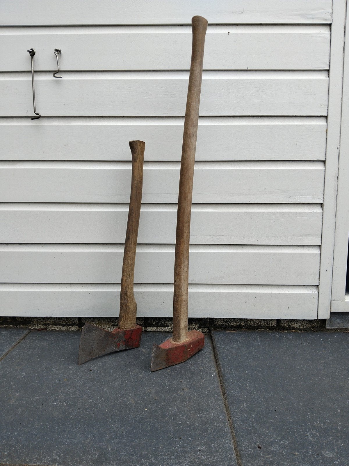 Set van 2 bijlen - Houthakkersbijl en handbijl, Ophalen, Gebruikt