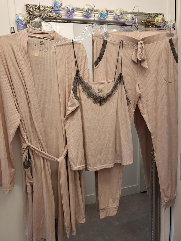 Dames pyjama set met badjas, beige-roze, Ophalen of Verzenden