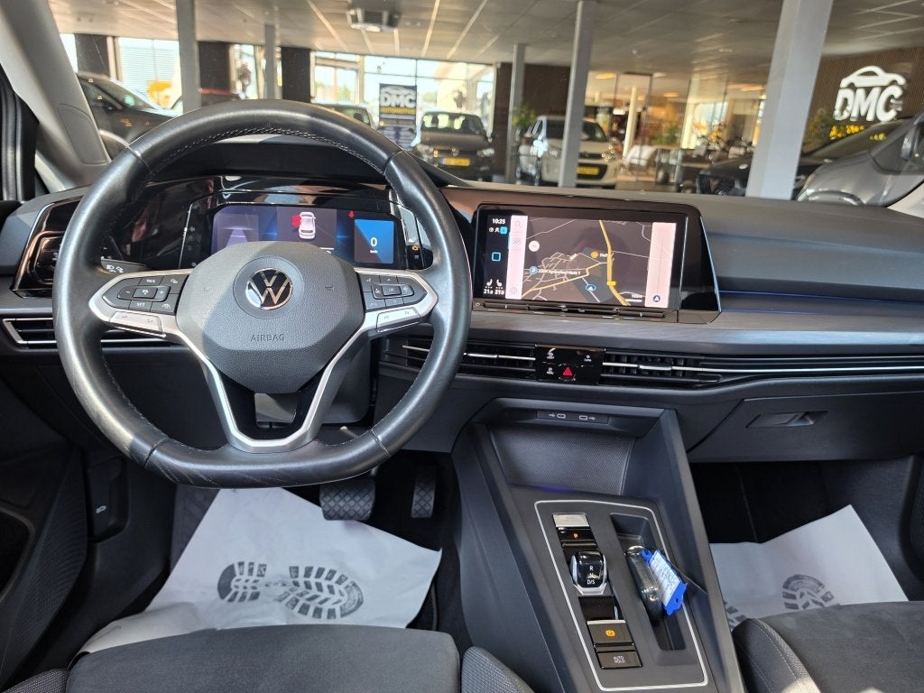 Volkswagen Golf 1.5 eTSI Style edition | Clima | Navi | ACC, Stof, 4 cilinders, Zwart, Bedrijf