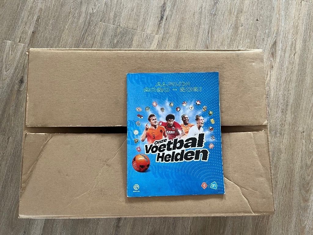AH Voetbalplaatjes + Boek 2020, Ophalen of Verzenden, Zo goed als nieuw, Overige binnenlandse clubs, Poster, Plaatje of Sticker