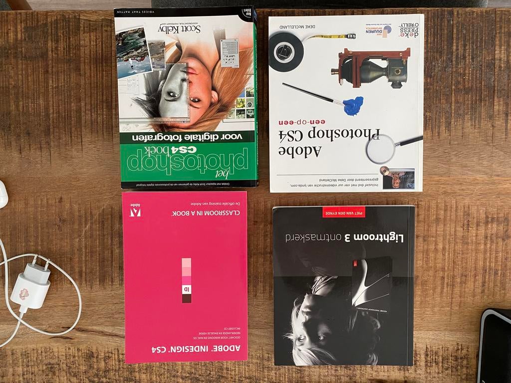 4 digitale fotografie boeken photoshop indesign lightroom 3, Ophalen, Zo goed als nieuw, Fotografie algemeen