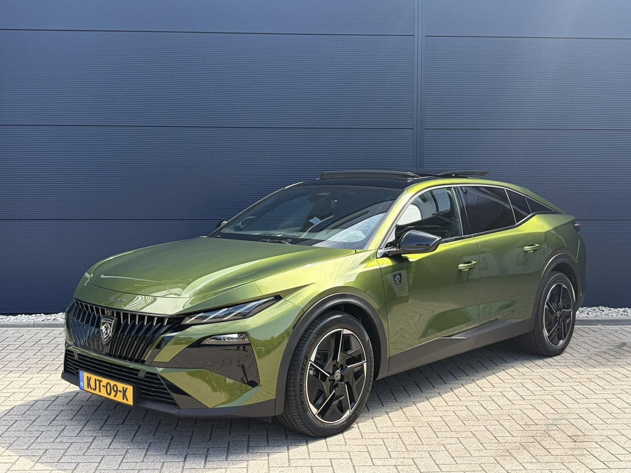 Peugeot 408 e-408 GT Exclusive 58 kWh (bj 2026, automaat), Auto's, Peugeot, Automaat, Gebruikt, 213 pk, Automatische klimaatregeling