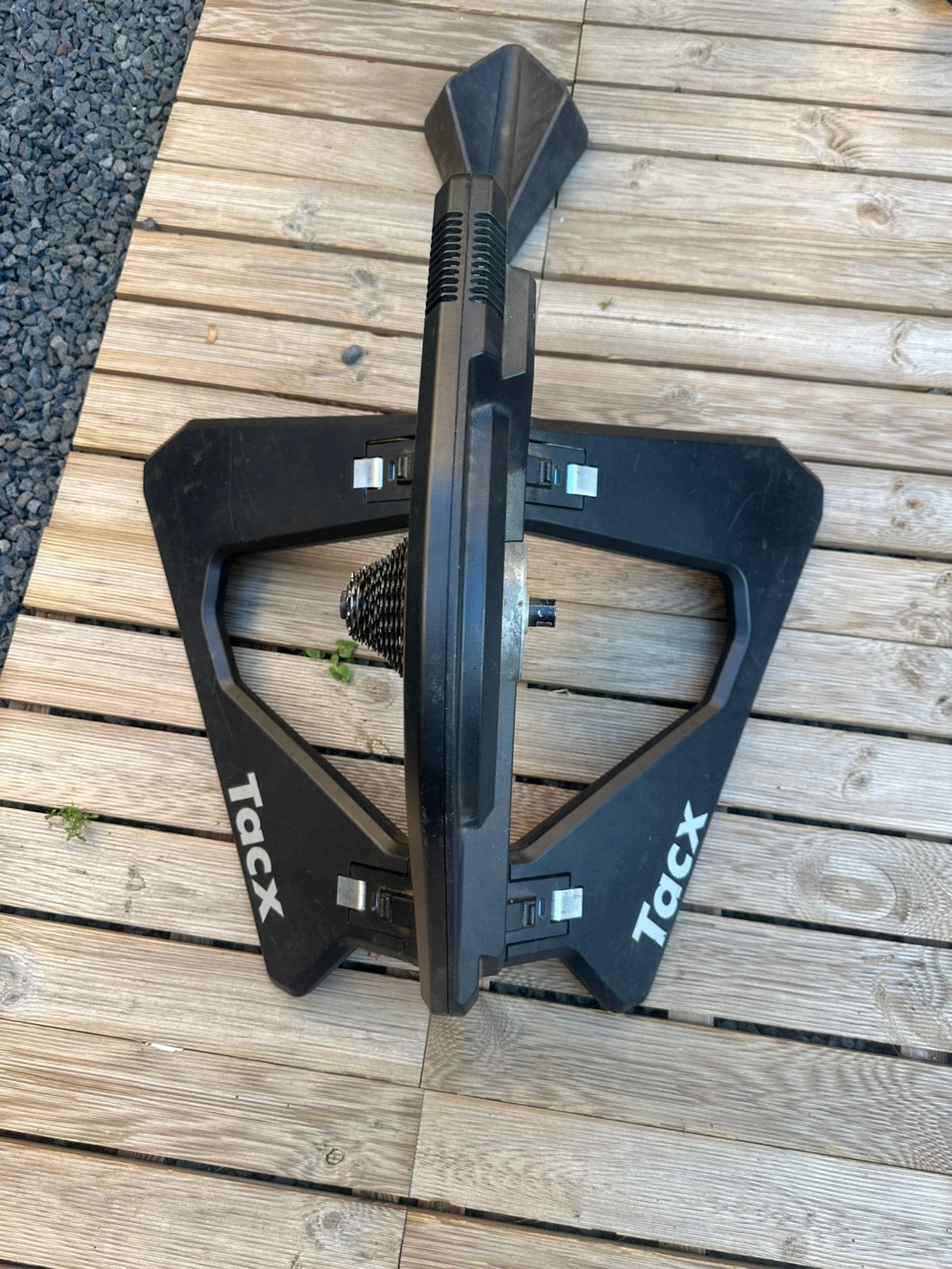Tacx NEO fietstrainer inclusief cassette en accessoires, Ophalen of Verzenden, Zo goed als nieuw