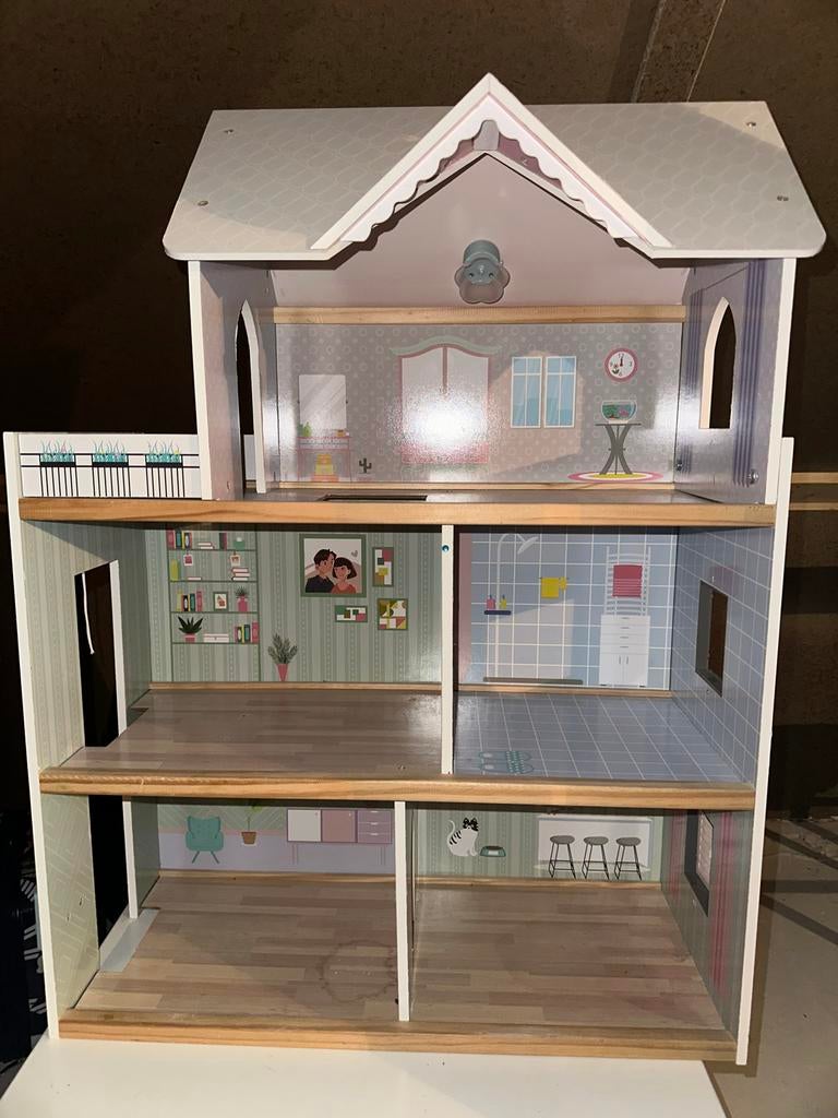 Groot houten poppenhuis met 3 verdiepingen, Kinderen en Baby's, Speelgoed | Poppenhuizen, Ophalen, Gebruikt