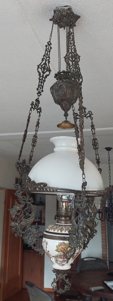 Antieke messing olie hanglamp met melkglas, Ophalen