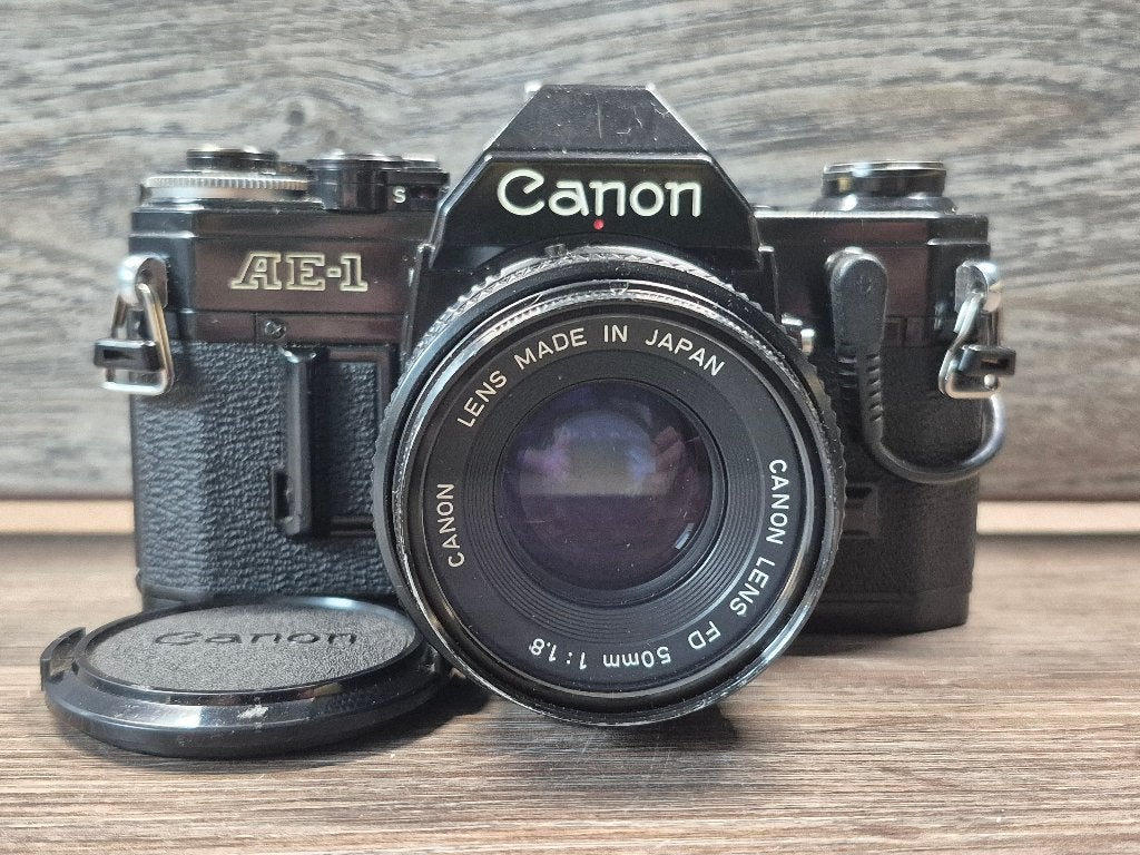 Canon AE-1 + Canon FD 50mm f/1.8 + Data Back A, Audio, Tv en Foto, Ophalen of Verzenden, Gebruikt, Spiegelreflex, Canon