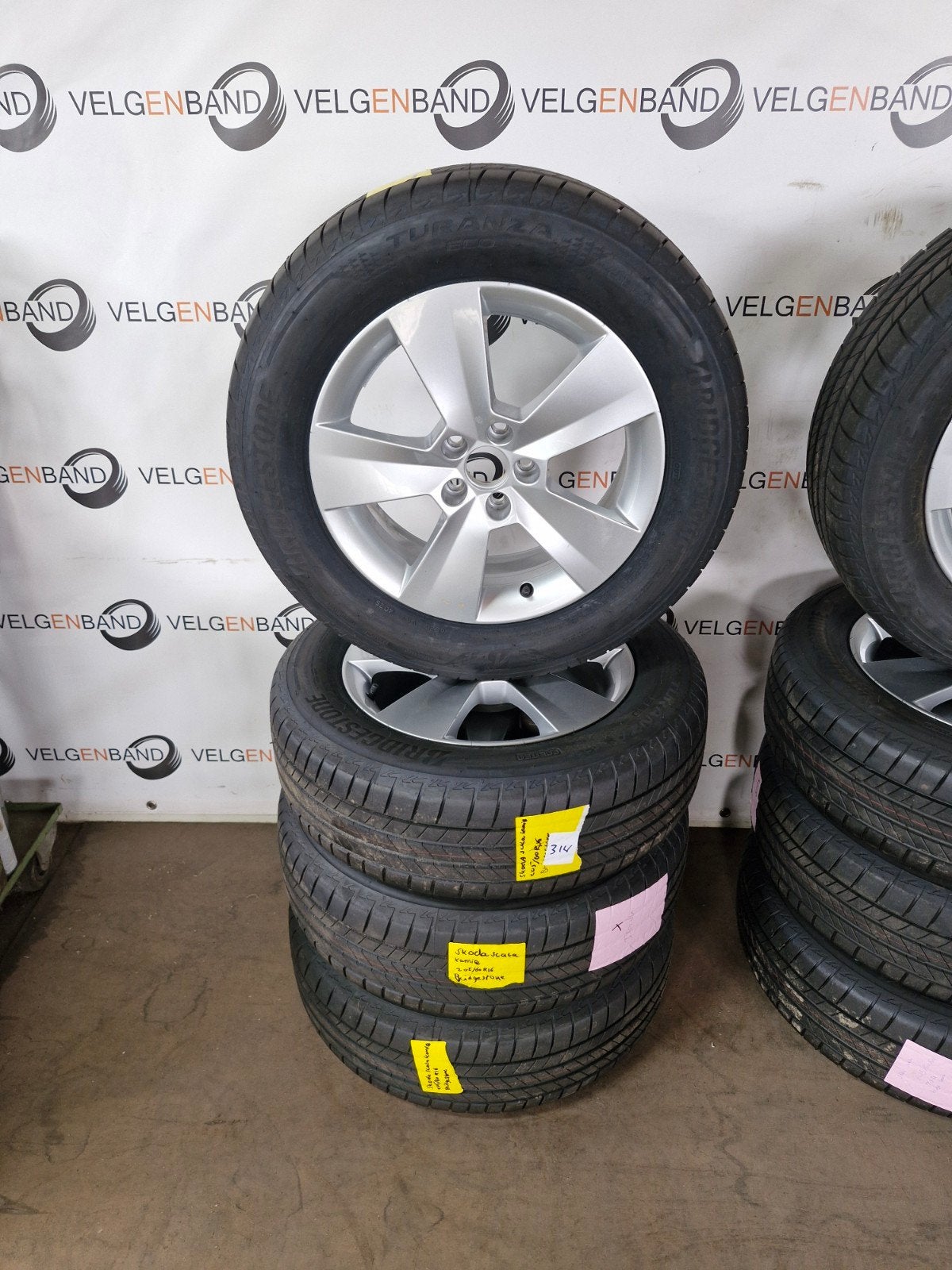 Zomerset Skoda Scala Kamiq 5x100 57,1 205 60 16 nieuw, Auto-onderdelen, Banden en Velgen, Ophalen, 16 inch, ., Nieuw