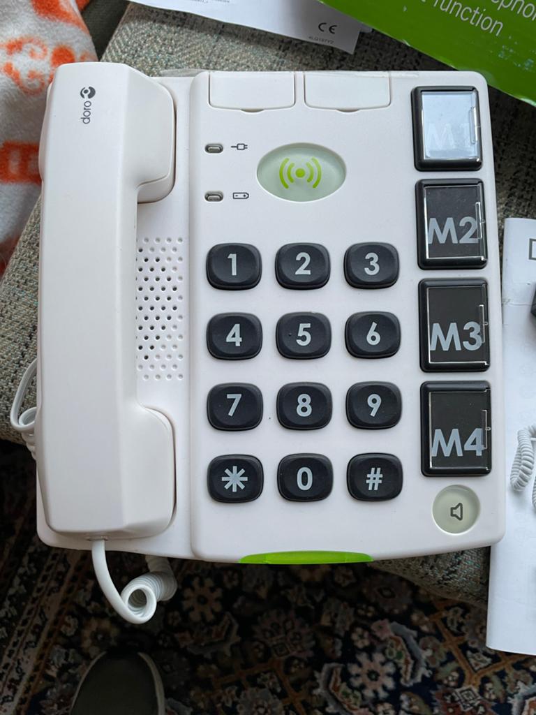 Doro Secure 347 seniorentelefoon met alarmfunctie, Ophalen of Verzenden, Zo goed als nieuw