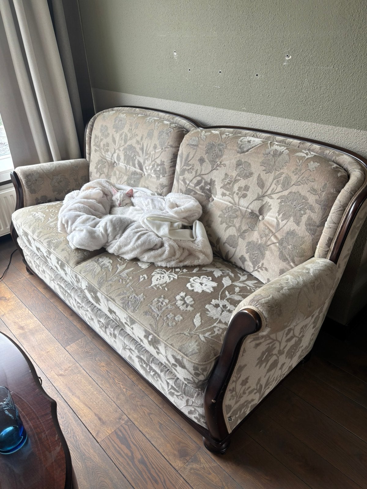 Bank en fauteuil – gratis, Ophalen of Verzenden, Zo goed als nieuw