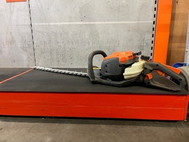 Heggenschaar Husqvarna, Ophalen, Zo goed als nieuw, Benzine, Husqvarna