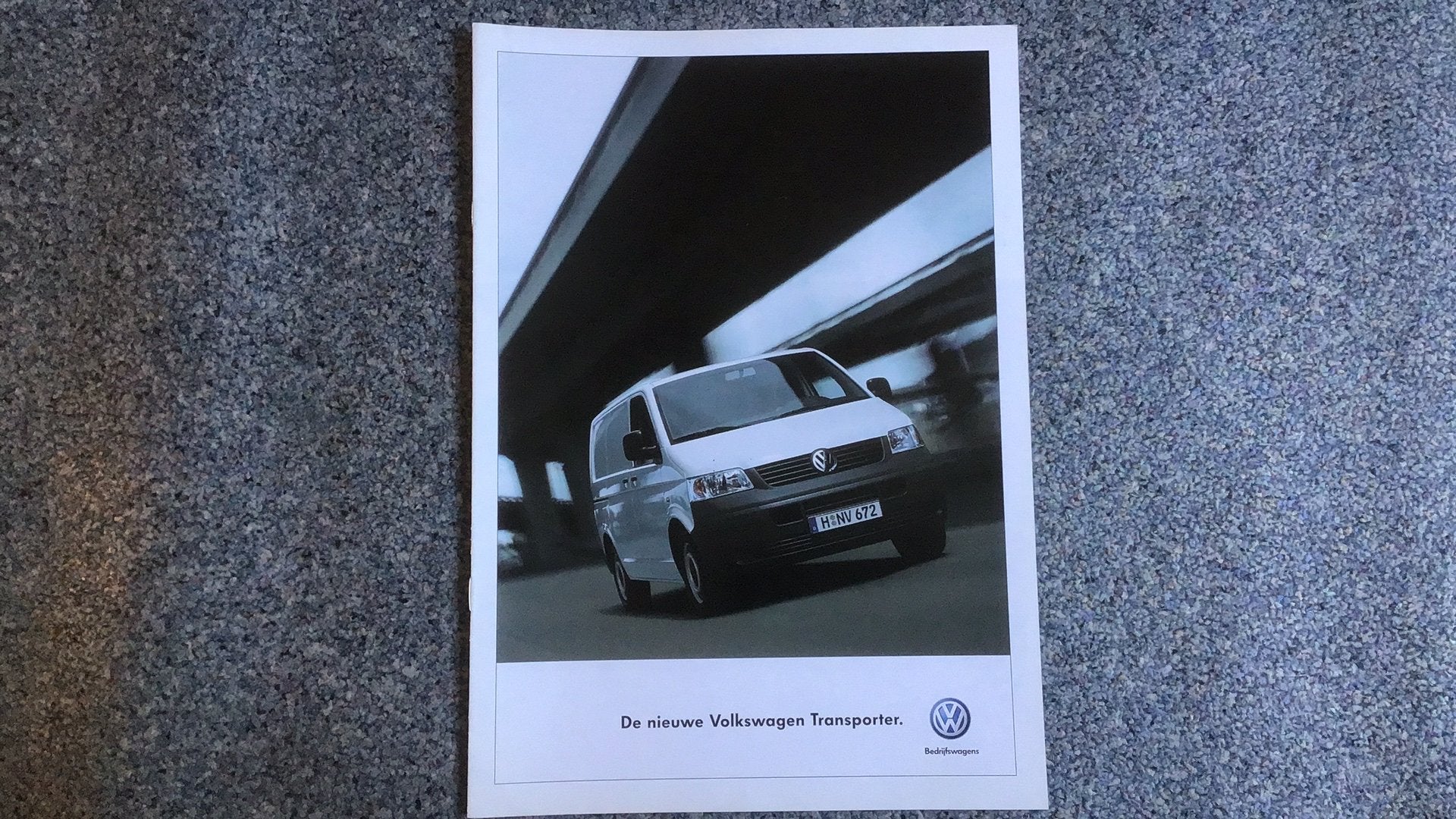 VOLKSWAGEN TRANSPORTER INTERN DOCUMENT VOORAF DE INTRODUCTIE, Ophalen of Verzenden, Zo goed als nieuw, Folder