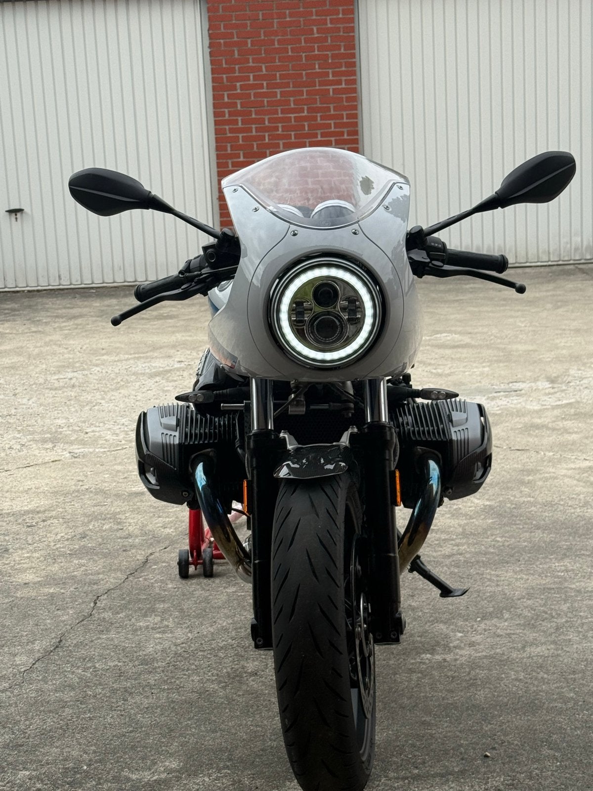 BMW R nineT in concoursstaat, veel carbon, spaakwielen, 2 cilinders, Occasion, Particulier, Meer dan 35 kW
