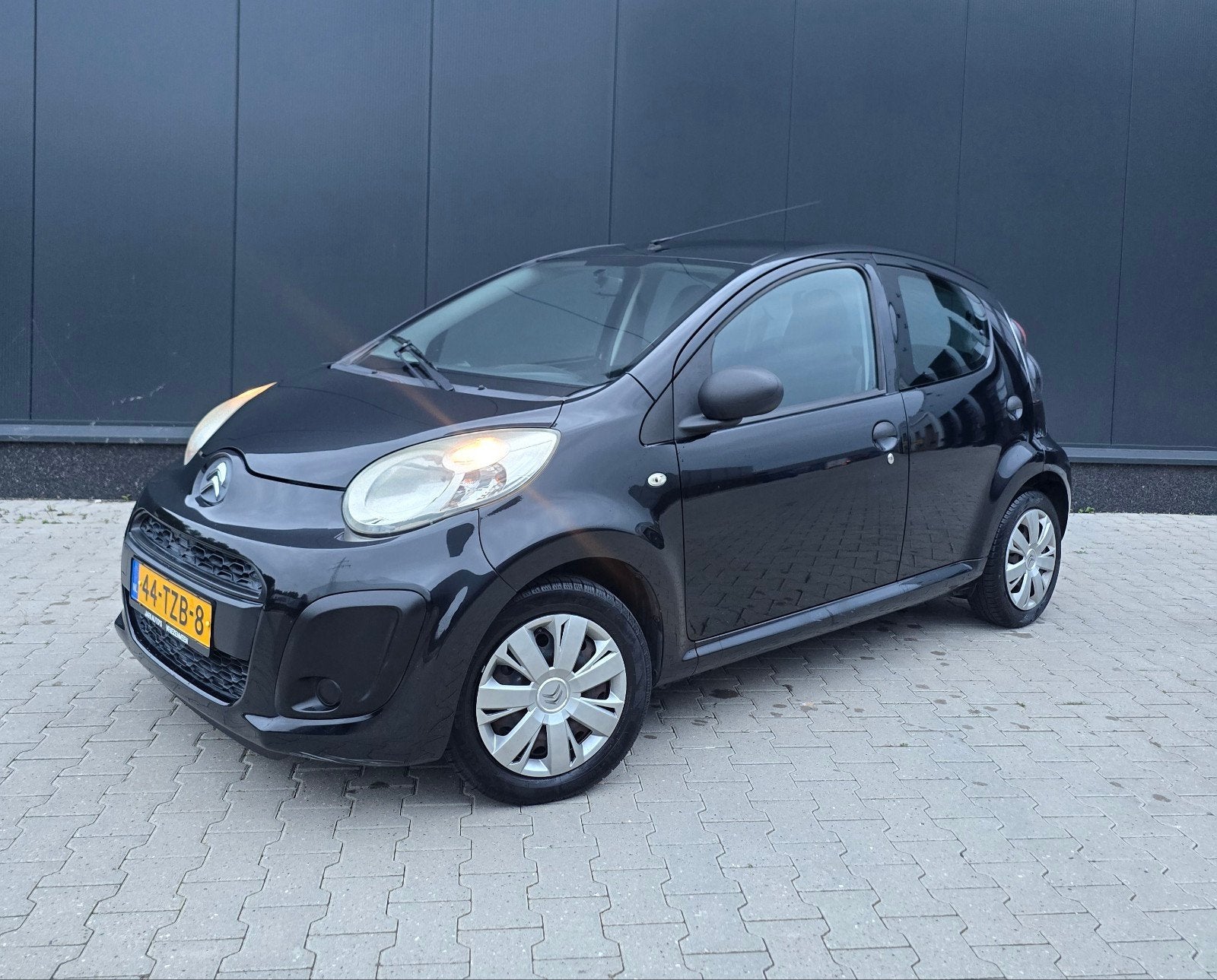 Citroën C1 1.0i 68PK 5-DEURS | Facelift | Beurt | Airco✅️, Voorwielaandrijving, Euro 5, Stof, Zwart