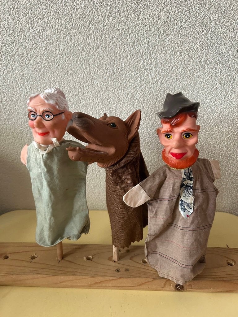Vintage handpoppen set - Oma, Wolf en Jager, Ophalen of Verzenden, Gebruikt, Pop