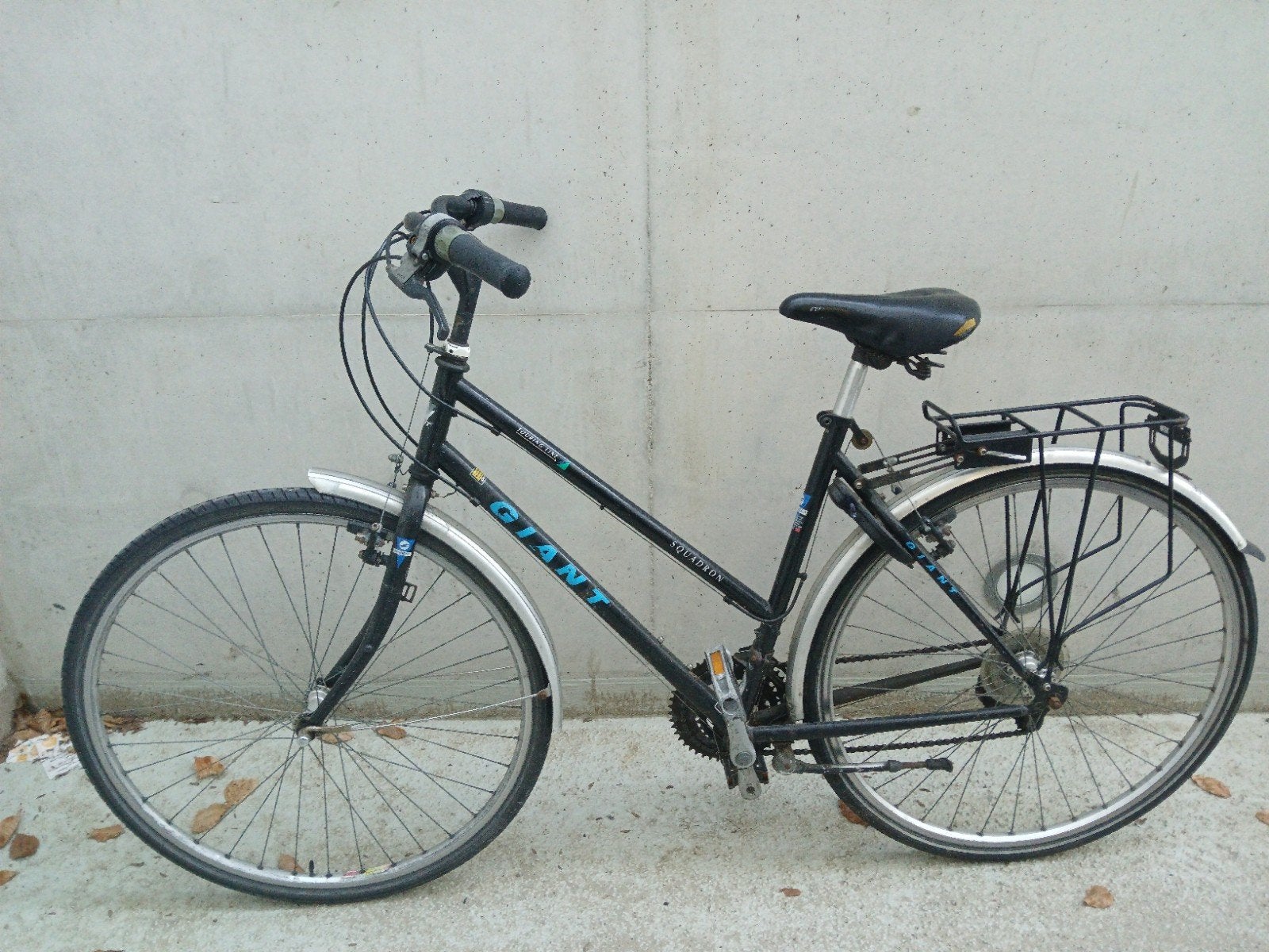 Giant Squadron Touring Line Fiets - Gebruikt, Fietsen en Brommers, Fietsen | Dames | Sportfietsen en Toerfietsen, Ophalen, Minder dan 10 versnellingen