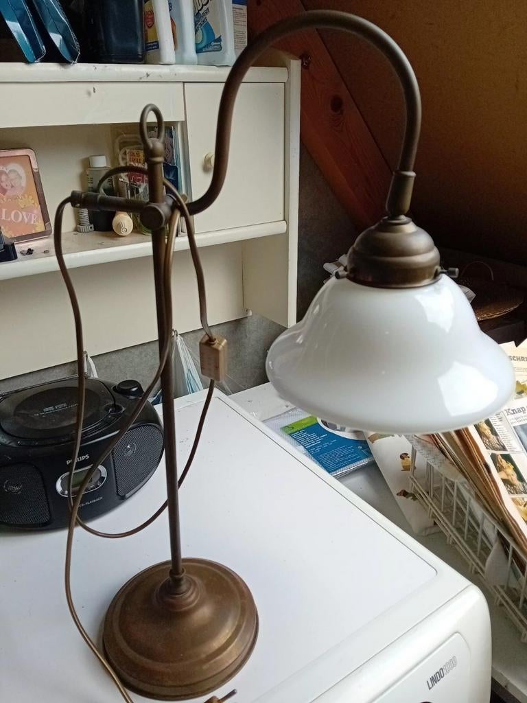 Lamp op koperen poot, Huis en Inrichting, Lampen | Tafellampen, Ophalen, Minder dan 50 cm