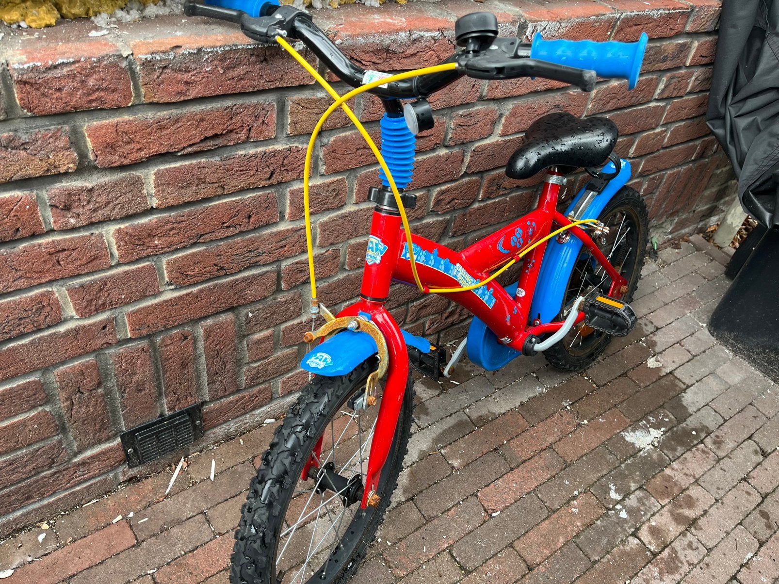 Kinderfiets, Fietsen en Brommers, Fietsen | Kinderfietsjes, Ophalen, Terugtraprem, Zijwieltjes, Gebruikt