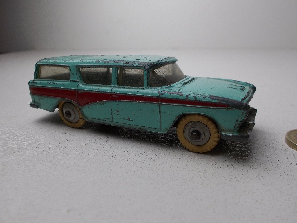 1958 Dinky Toys 173 NASH RAMBLER (TURQUOISE)