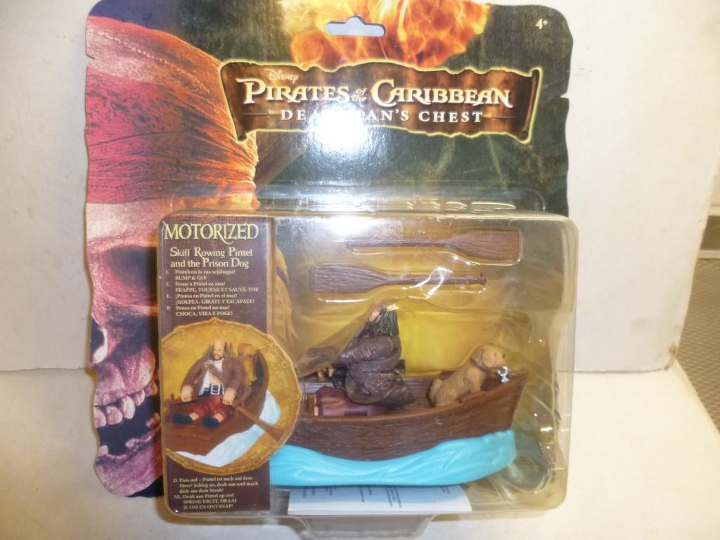 Pirates of the Caribbean Skiff Rowing Pintel and the Prison, Ophalen of Verzenden, Nieuw, Film, Beeldje, Replica of Model