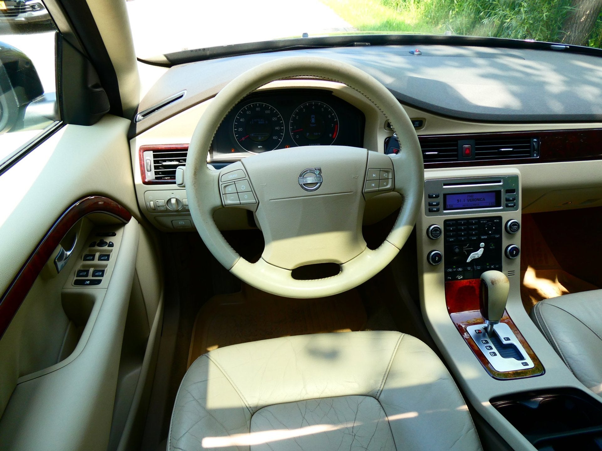 Volvo XC70 3.2 238pk 4WD 6-Cil. Summum Automaat Leder Schuif, Automaat, 238 pk, Gebruikt, Beige
