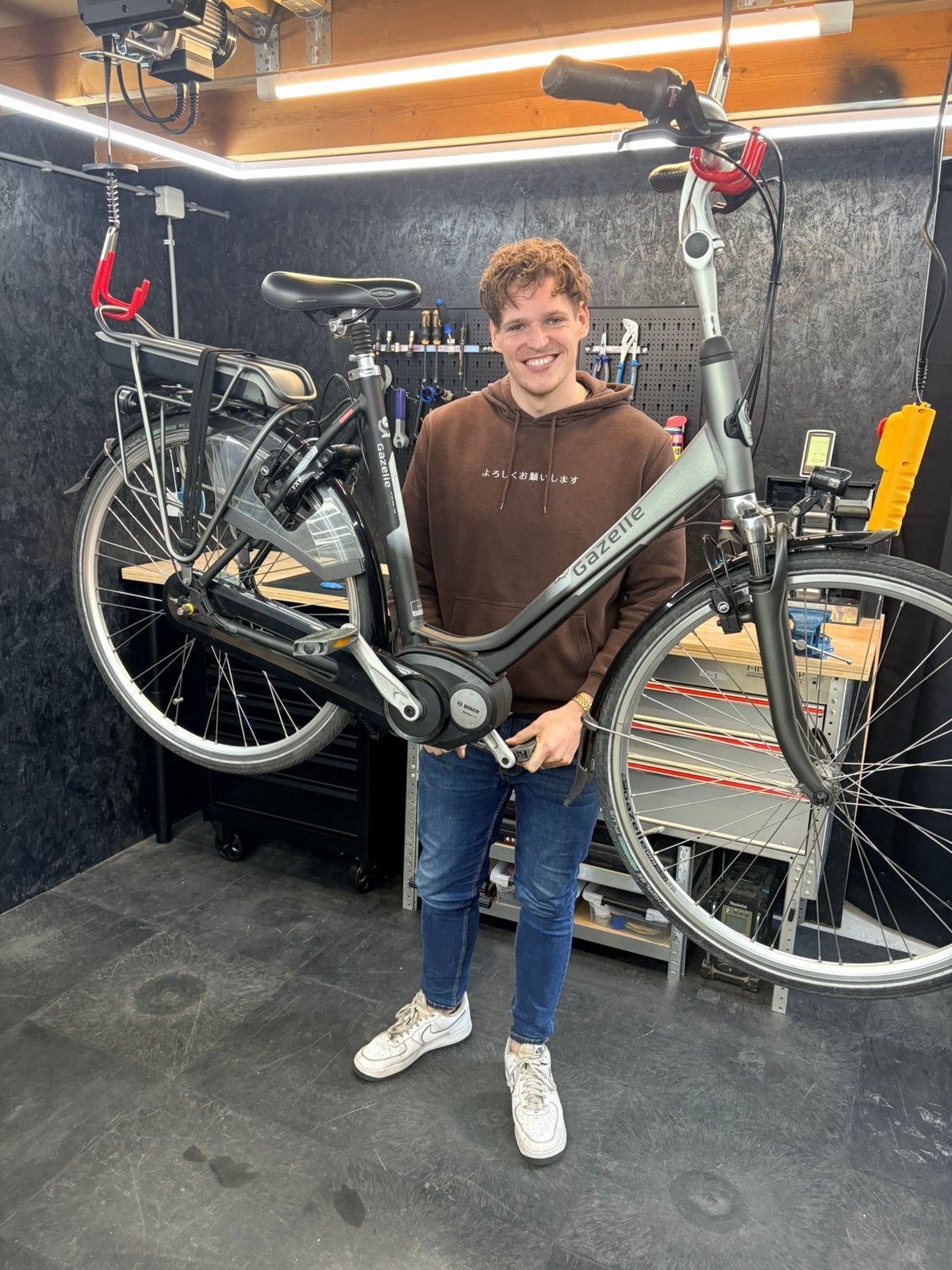 Fiets reparatie en onderhoud - Menaam en omstreken, Fietsen en Brommers, Ophalen, Zo goed als nieuw