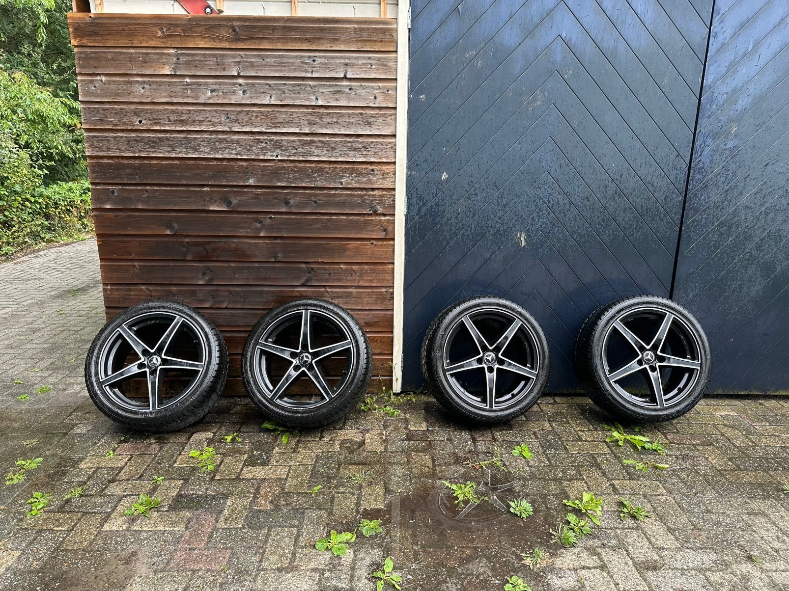 Alutec 18” lichtmetalen velgen + Vredestein wintrac banden!, Ophalen, Gebruikt