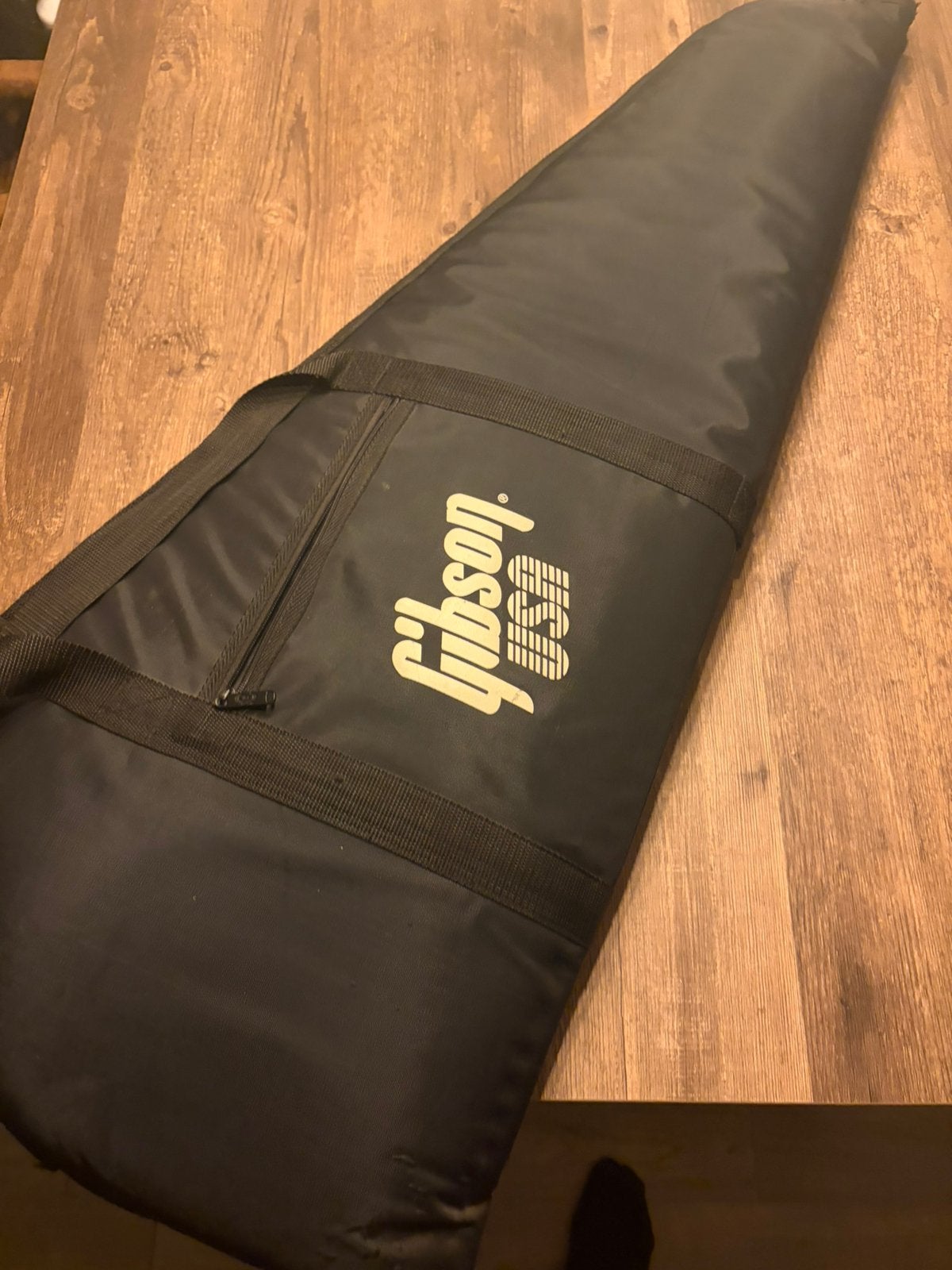 Foto 2 van Gibson gevoerde gigbag gitaartas