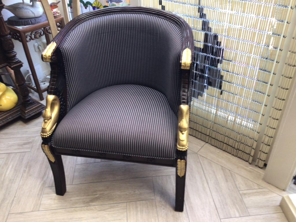 Elegante fauteuil met gouden zwanen, 81x70 cm, Ophalen