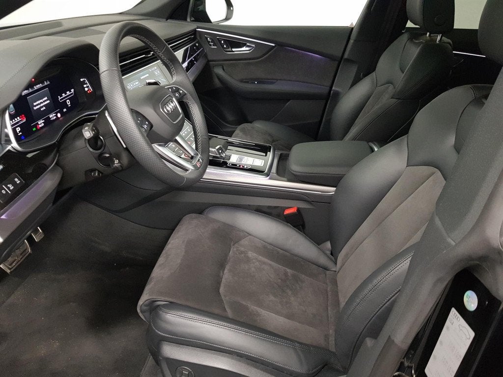 Audi RSQ8 4.0 TFSI RS Q8 Quattro 600pk! Panorama dak Navigat, Auto's, Audi, Zwart, 156 €/maand, Bedrijf, Vierwielaandrijving