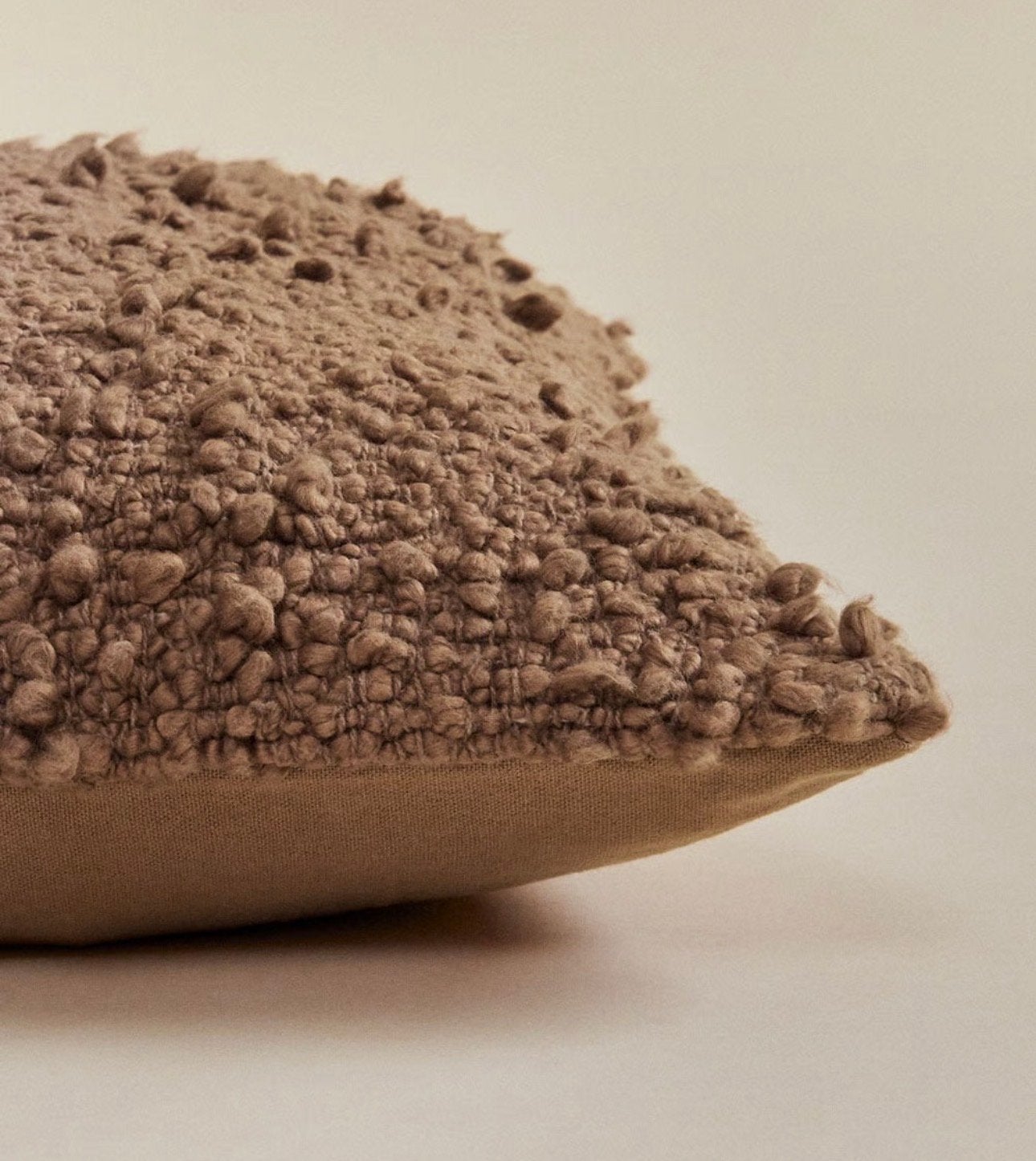 Bruin Sierkussen met Textuur - Ongebruikt, Huis en Inrichting, Woonaccessoires | Kussens, Ophalen, Overige merken, Bruin, Inclusief binnenkussen