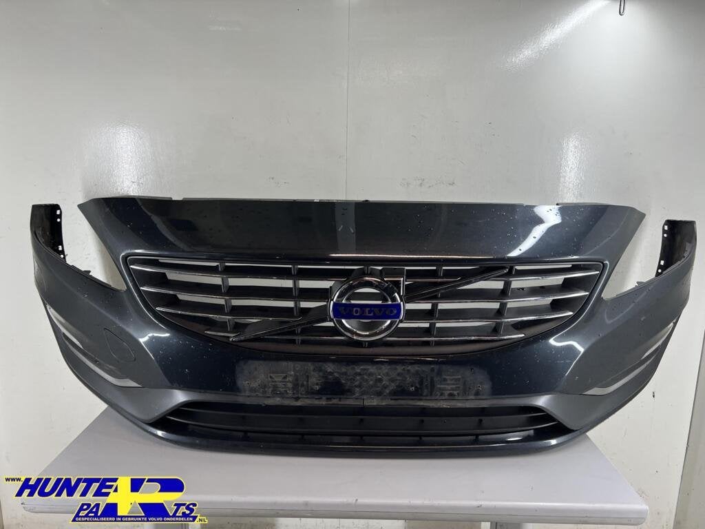 Voorbumper grijs 492-46 Volvo V60/S60 ('13-'18) 31323831, Gebruikt, Voor, Ophalen of Verzenden, Volvo
