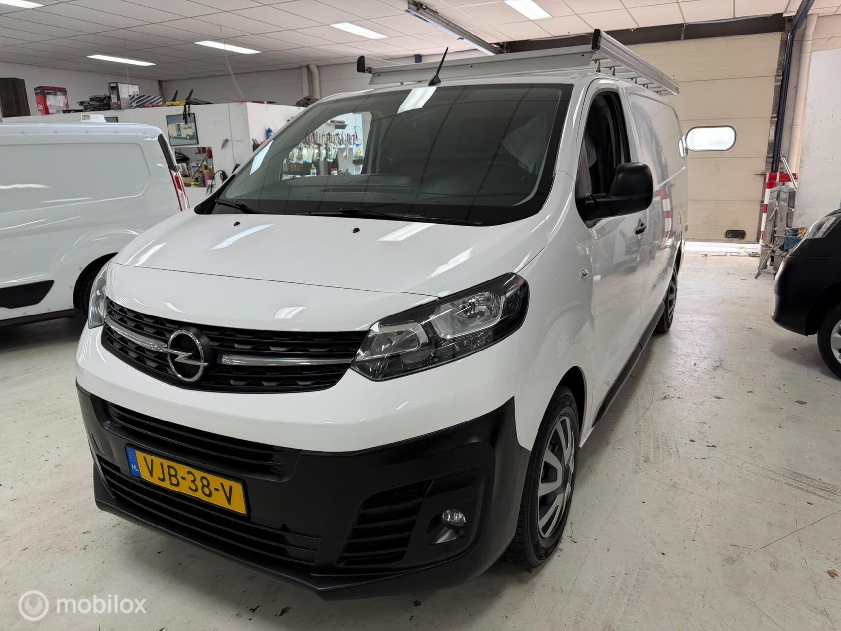 Opel Vivaro bestel 2.0 CDTI L2 H1 met 120.000 km, Auto's, 1660 kg, Gebruikt, Euro 6, 4 cilinders