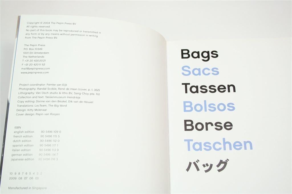 Bags / Tassen — Fotoboek Tassenmuseum Hendrikje, Meertalig, Ophalen of Verzenden, Gelezen, Mode algemeen