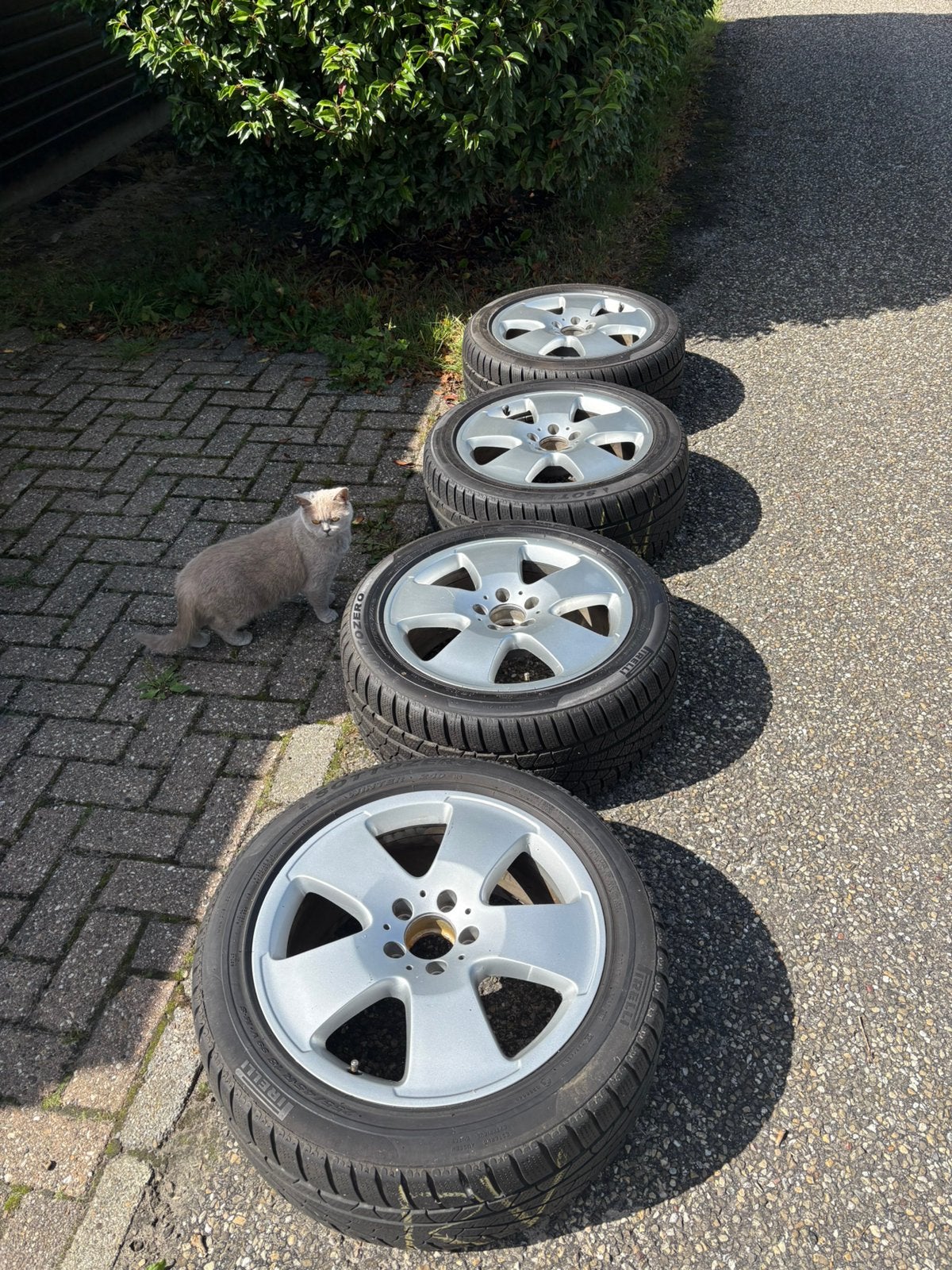 Mercedes CL 18 inch winterset – Pirelli Sottozero Banden, Ophalen, 18 inch, Winterbanden, Banden en Velgen