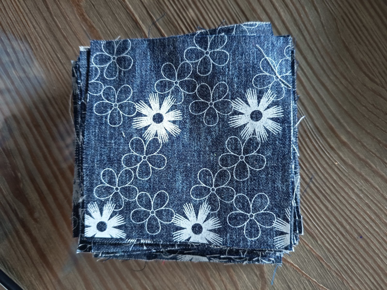 50 patchwork lapjes, Blauw, Nieuw, Ophalen of Verzenden, 30 tot 120 cm