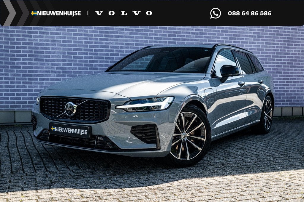 Volvo V60 2.0 T8 Plug-in Hybrid AWD Plus Dark | PHEV Long Ra, Auto's, 12 maanden, Stof, Gebruikt, Euro 6