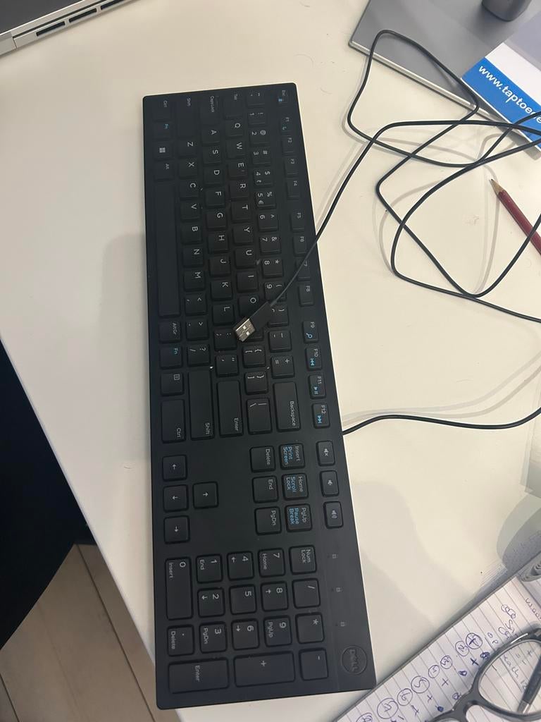 Dell toetsenbord (bedraad), Computers en Software, Toetsenborden, Ophalen of Verzenden, Qwerty, Gebruikt, Bedraad