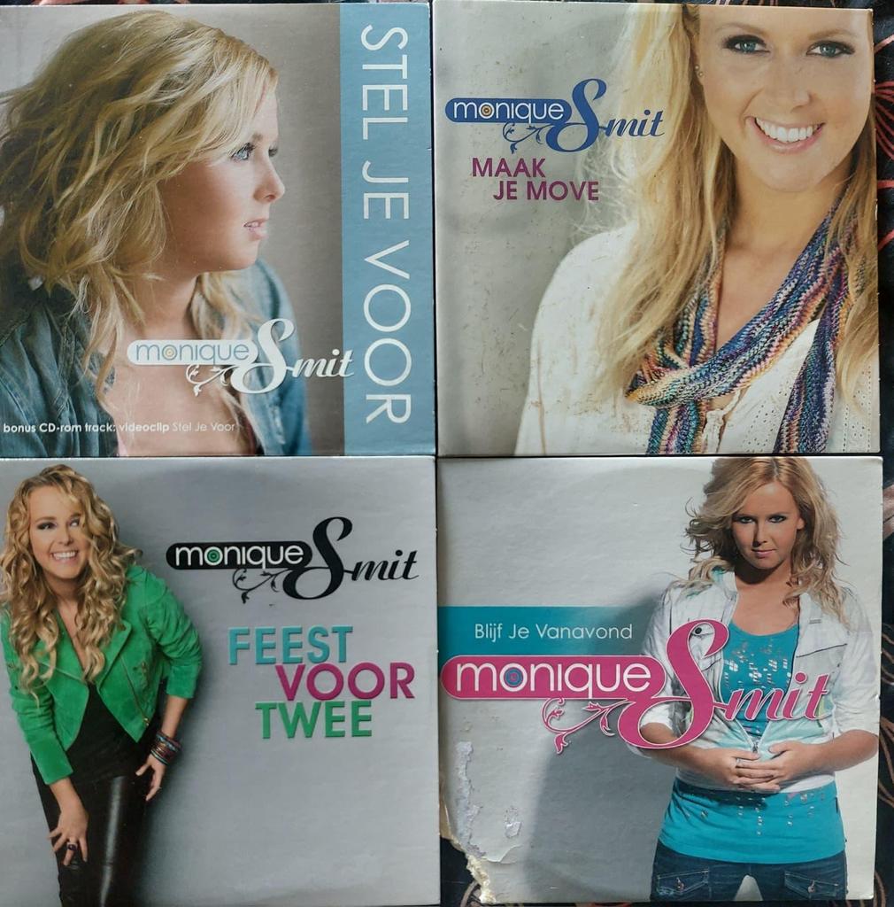 LOT 4 CD-singles MONIQUE SMIT (1 hoes beschadigd), 2 t/m 5 singles, Ophalen of Verzenden, Gebruikt, Nederlandstalig