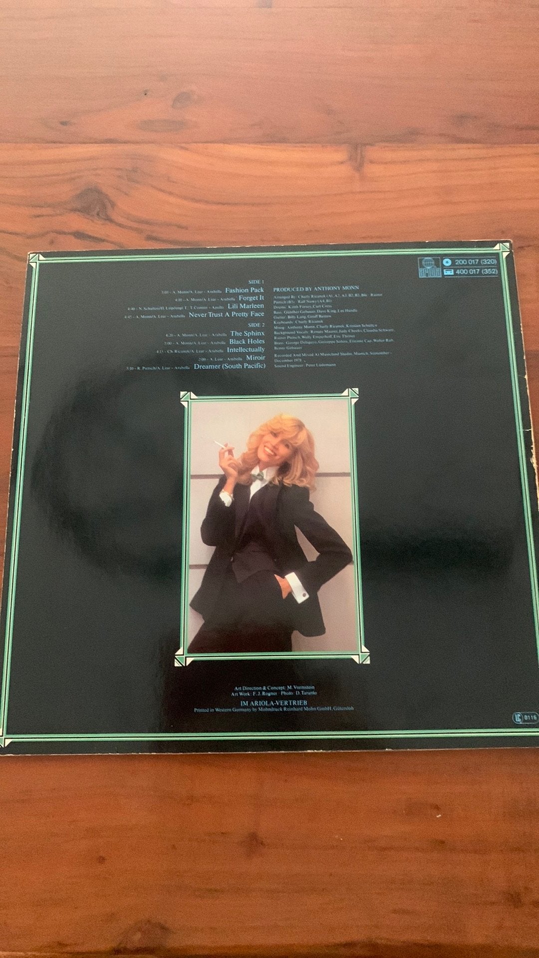 Amanda Lear - Never trust a pretty face, Ophalen of Verzenden, Zo goed als nieuw