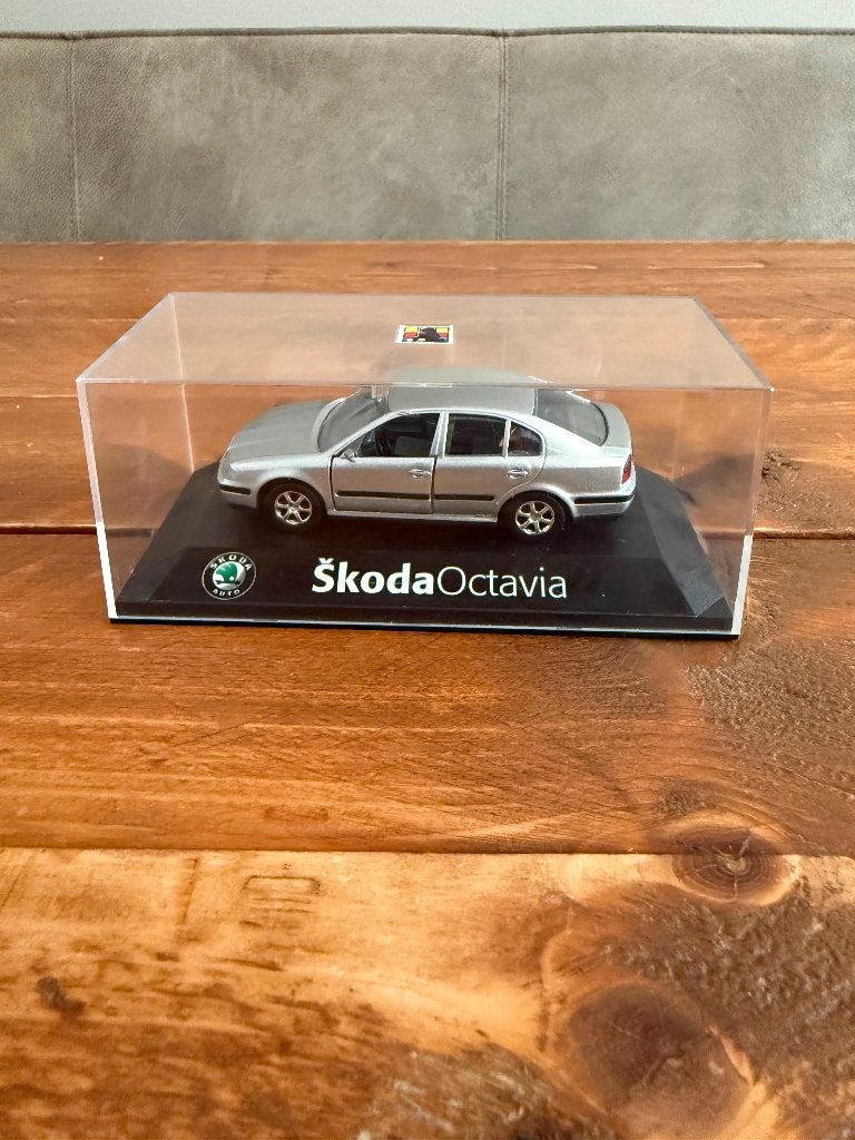 Skoda Octavia schaalmodel, Ophalen of Verzenden, Zo goed als nieuw, Auto's