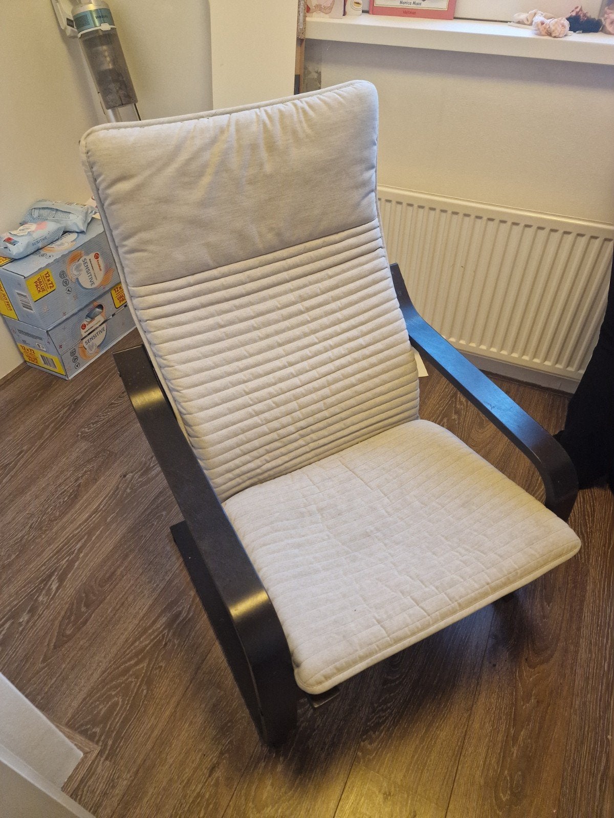 IKEA Poäng stoel in goede staat, Huis en Inrichting, Stoelen, Ophalen, Gebruikt, Stof, Eén
