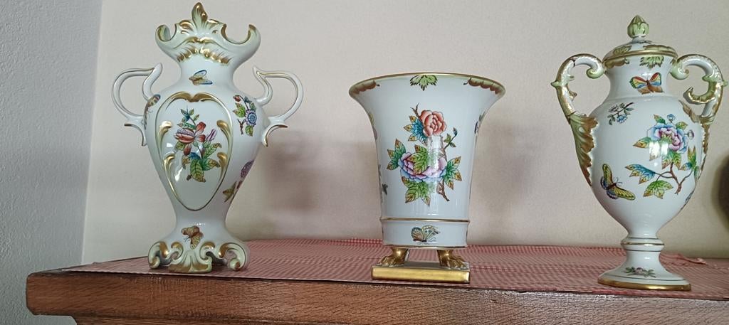 Antieke handgeschilderde Herend vazen - Per stuk te koop, Antiek en Kunst, Antiek | Vazen, Ophalen of Verzenden
