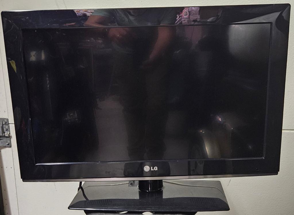 LG 26inch televisie.., Ophalen, Gebruikt, 50 Hz, LG