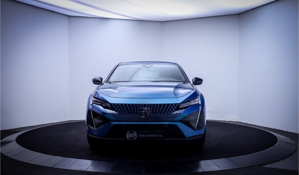 Peugeot 408 1.2T Aut. GT-Pack FULL LED | MEMORY | 360 CAM |, Auto's, Peugeot, Gebruikt, 1199 cc, Blauw, Leder en Stof