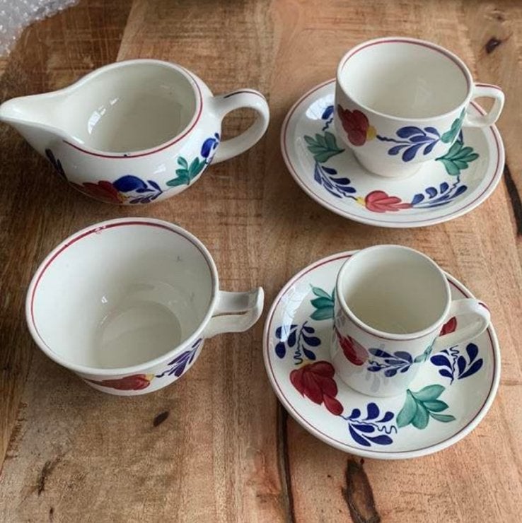 Echt vintage Boerenbont jaren 50-60 €7,50, Huis en Inrichting, Ophalen of Verzenden, Zo goed als nieuw, Aardewerk, Kop(pen) en/of Schotel(s)